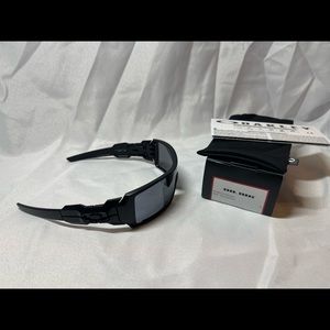 Oakley Oil rig matte black (Brand new never worn)